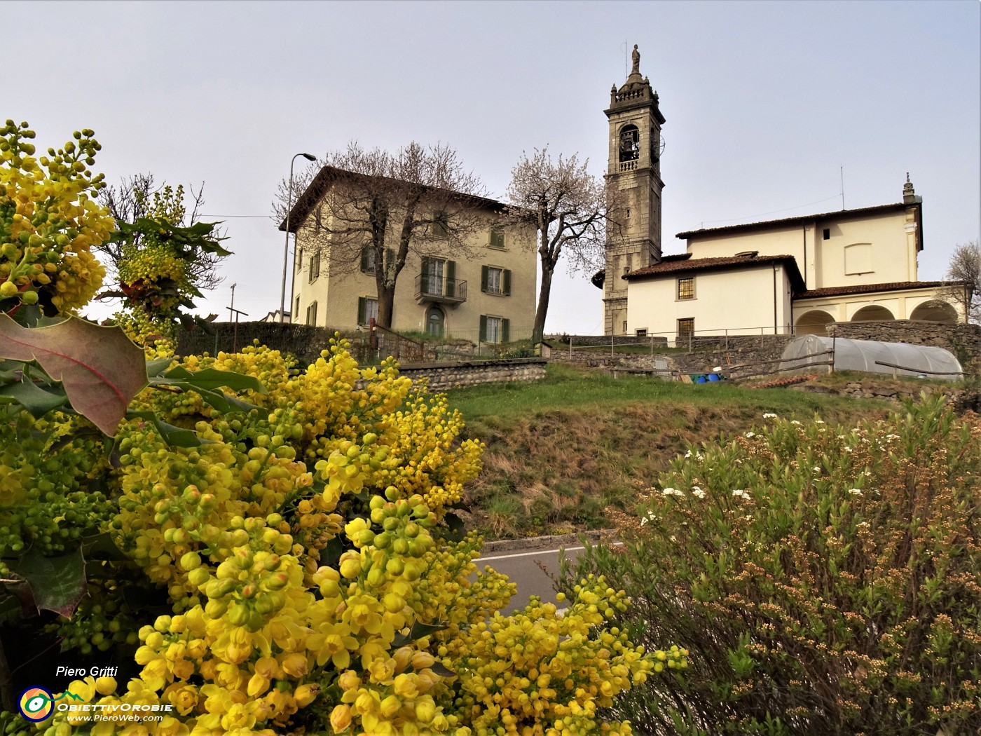 01 Partenza da Miragolo San Marco (960 m).JPG